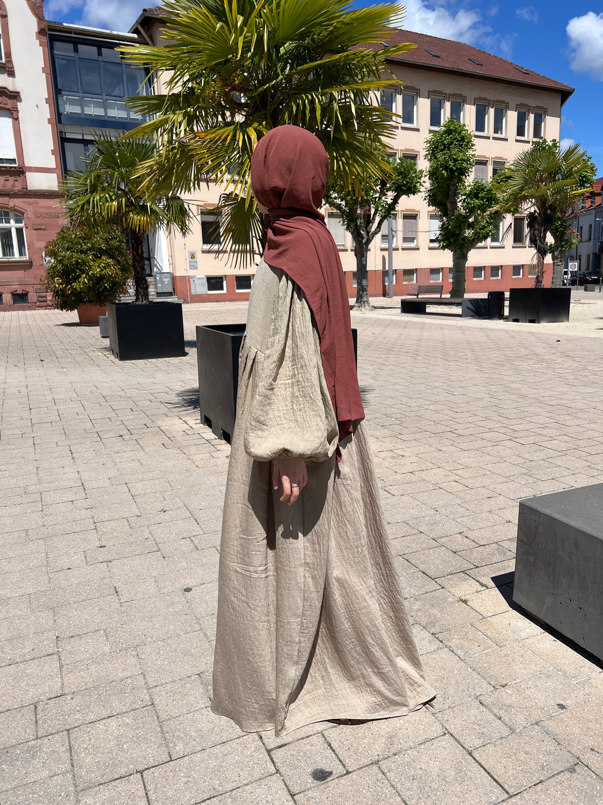 DREAMY Leinenkleid - desert
