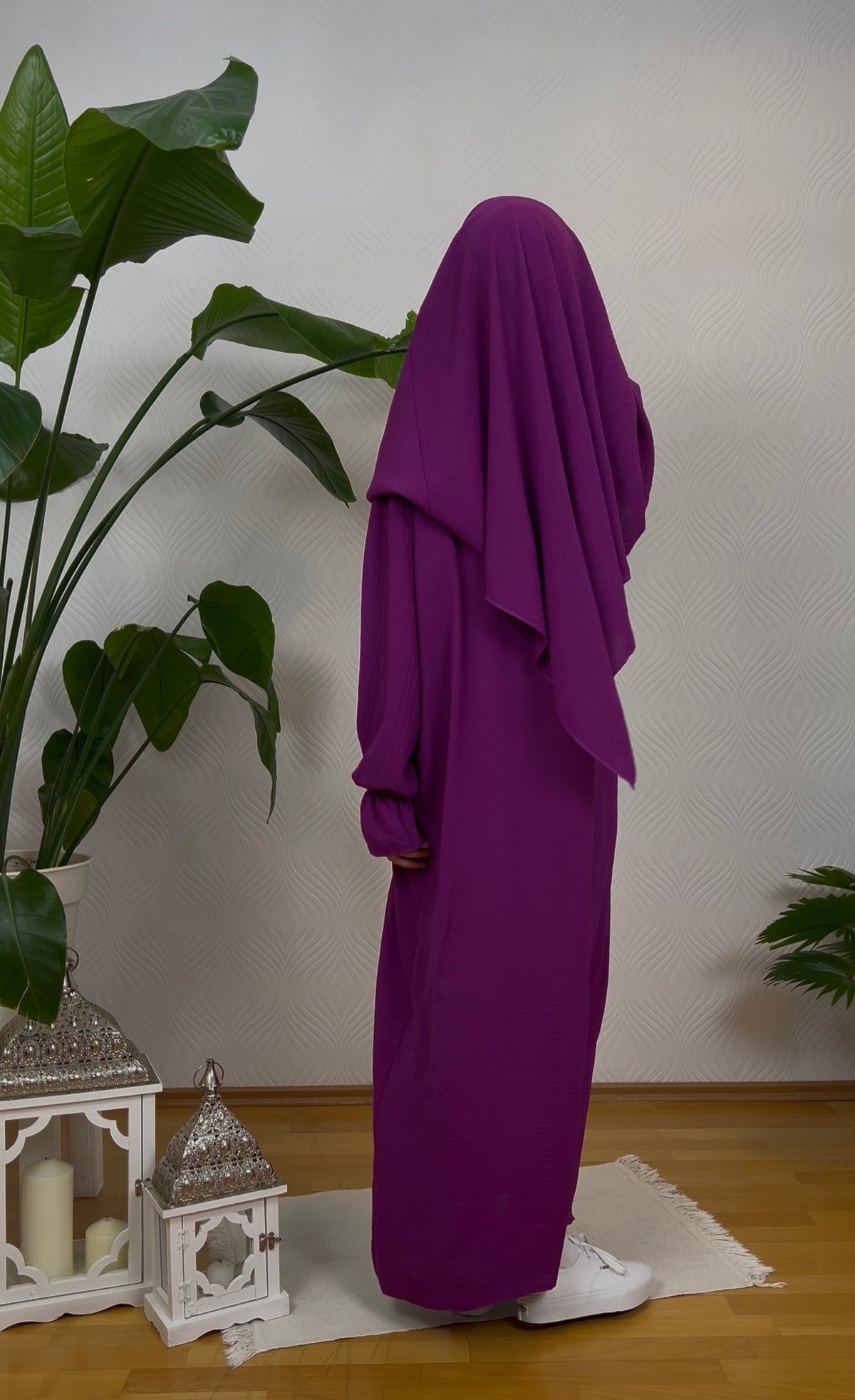 VELAYA Abaya & Khimar Set - violett