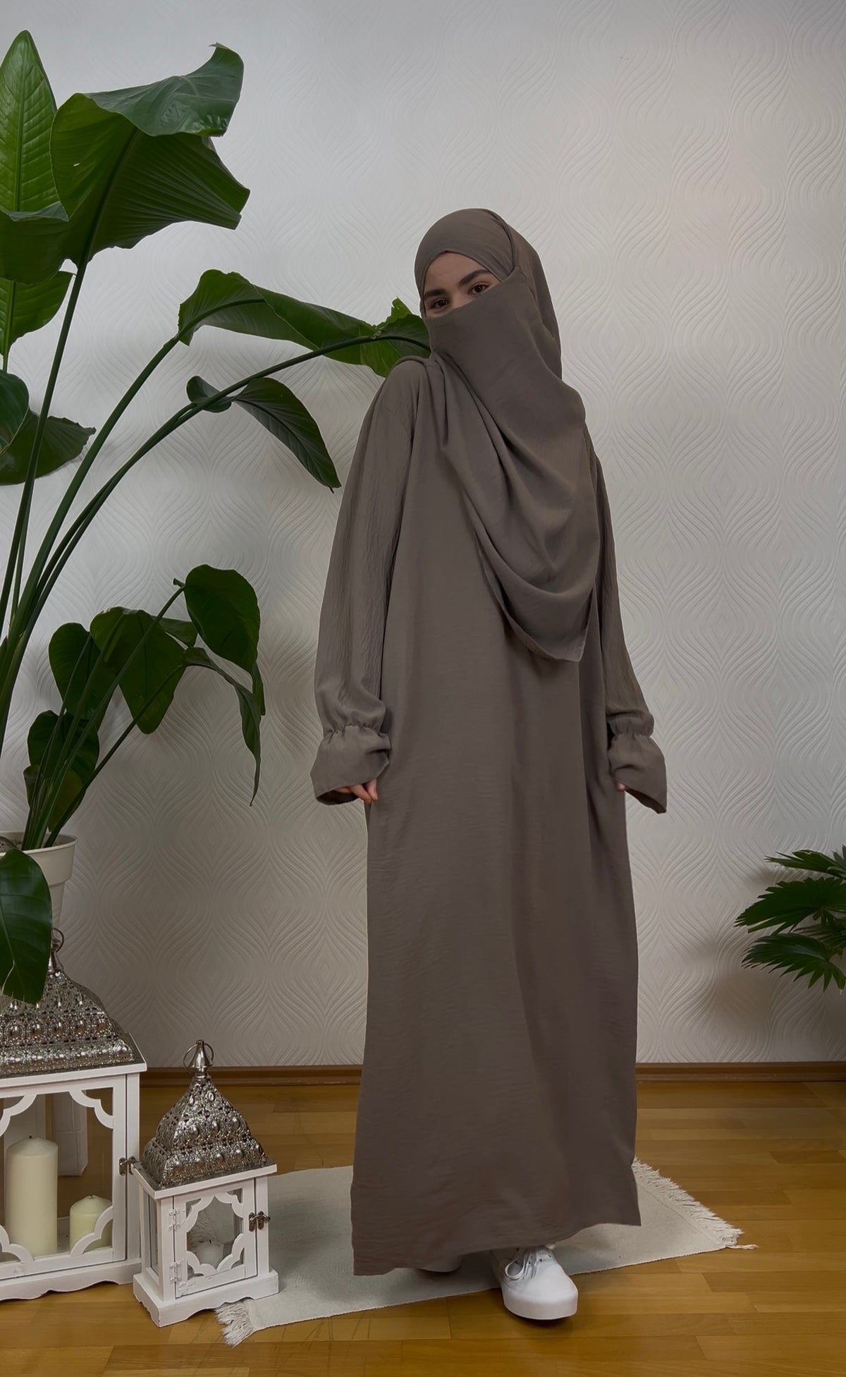 VELAYA Abaya & Khimar Set - taupe
