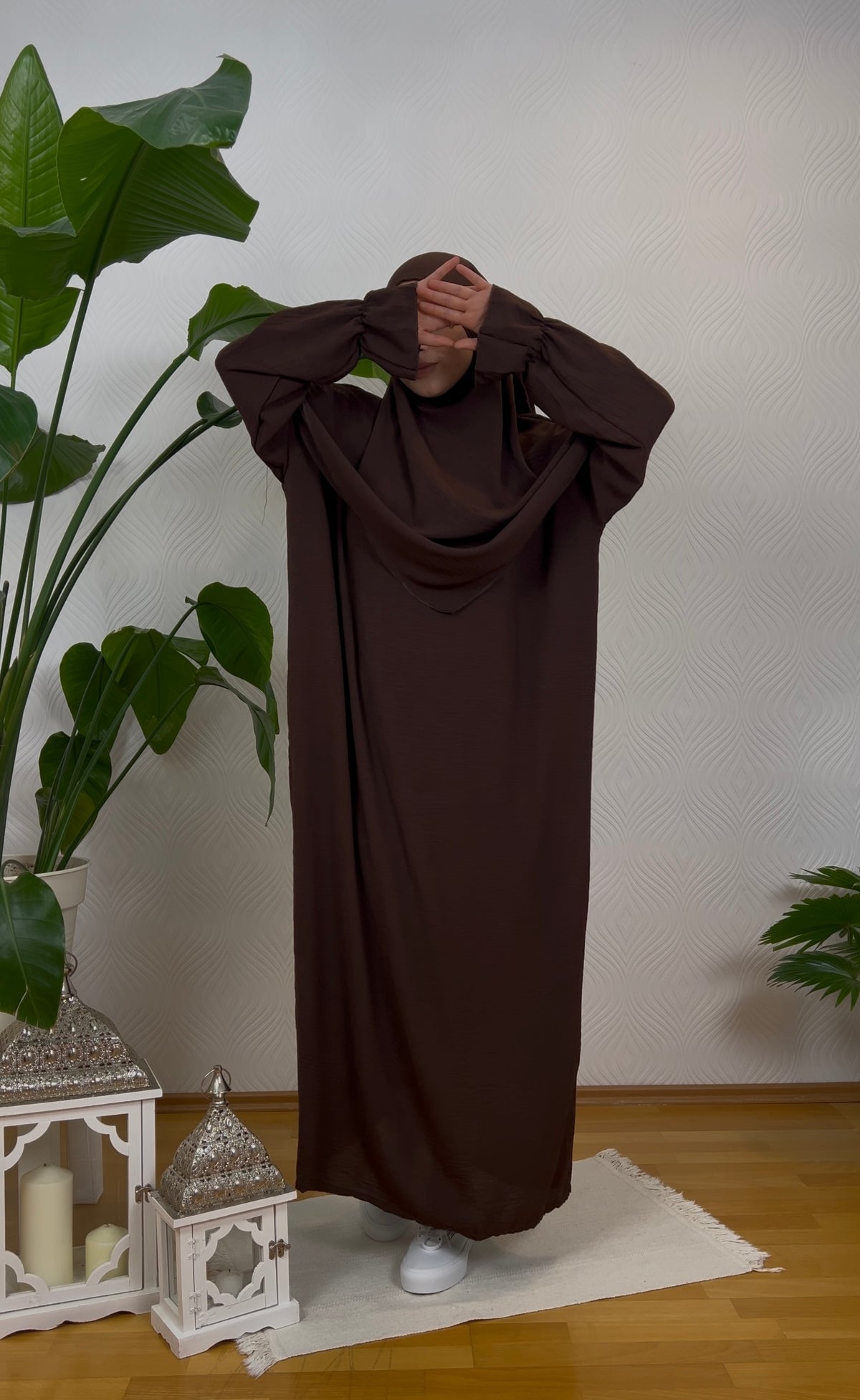 VELAYA Abaya & Khimar Set - braun