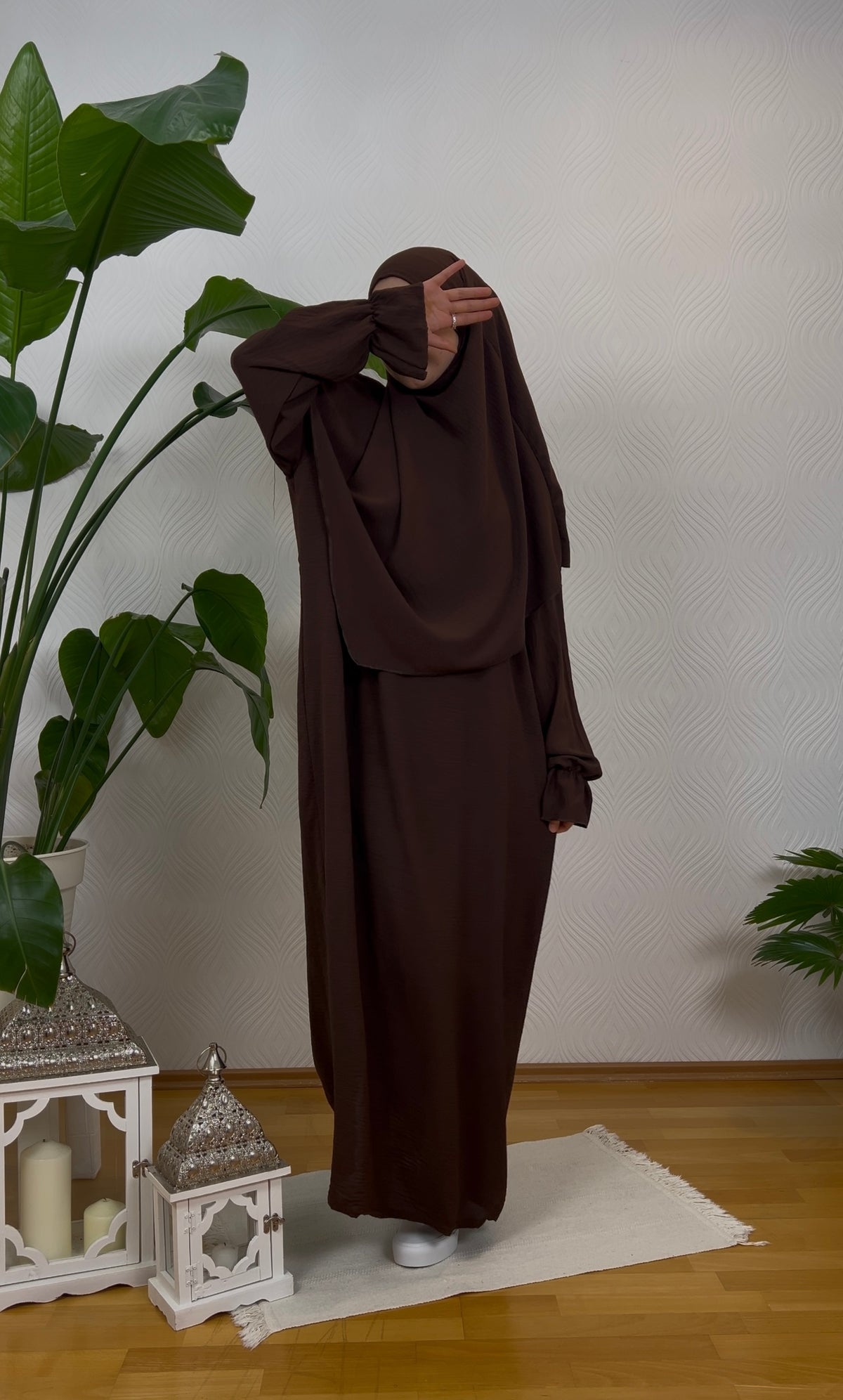 VELAYA Abaya & Khimar Set - braun