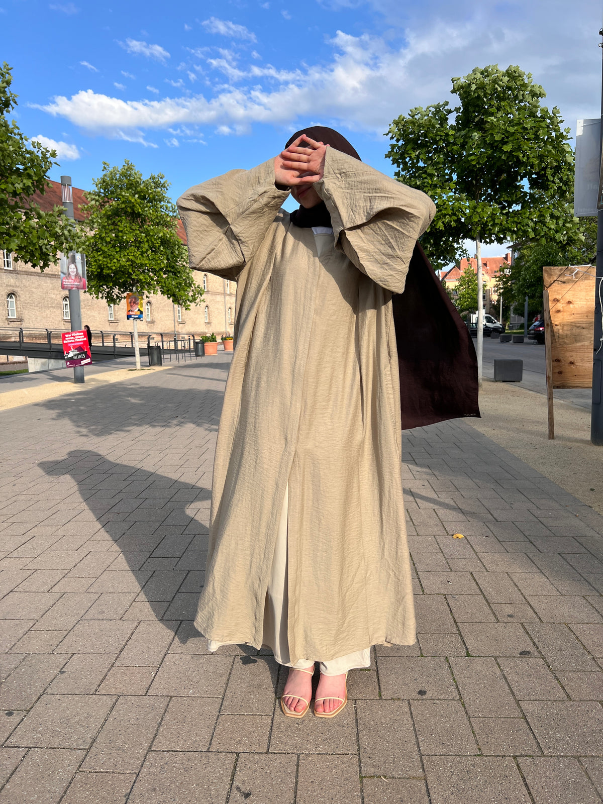 JASMIN Leinen Abaya - desert