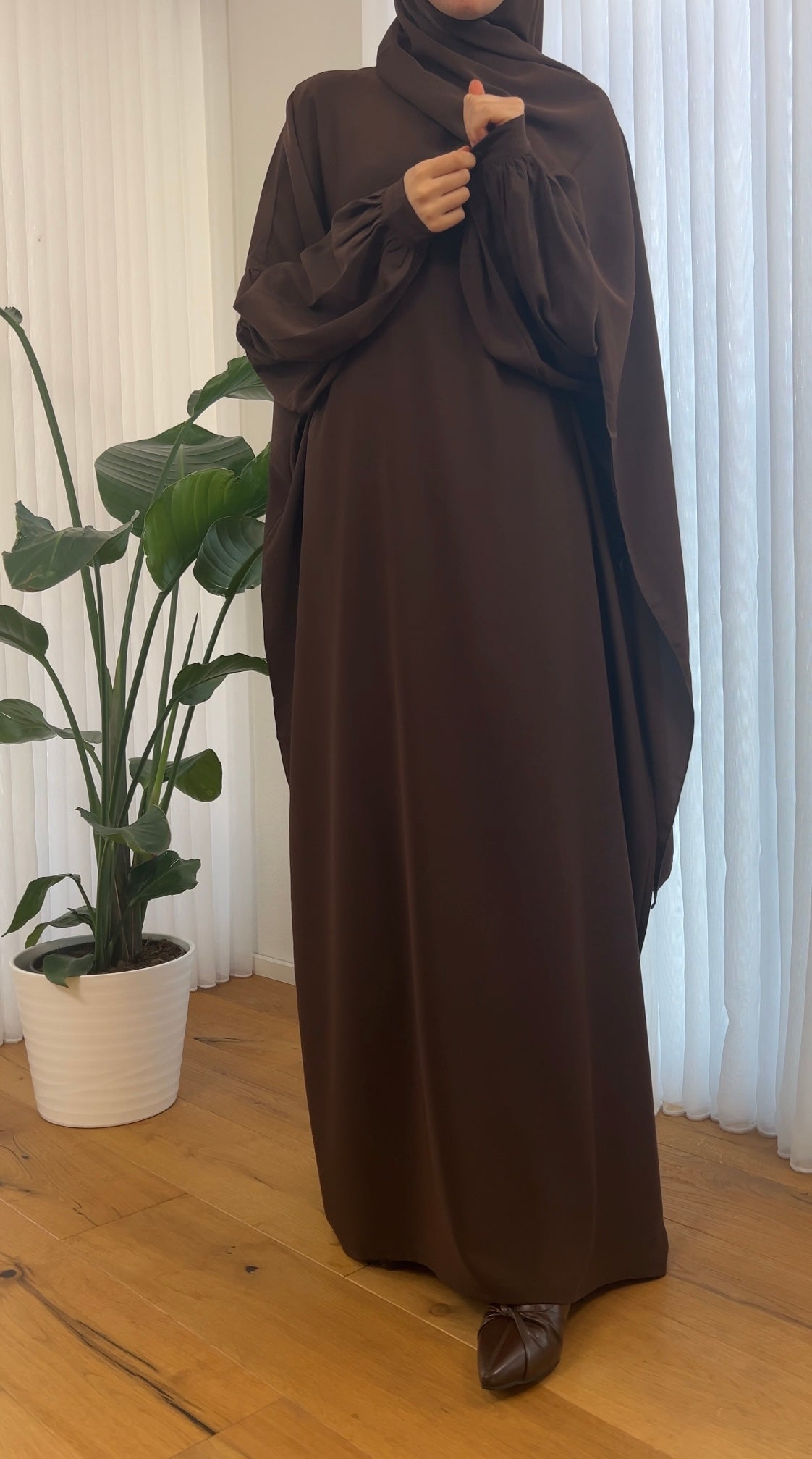 DUA Premium 2 in 1 Abaya - braun